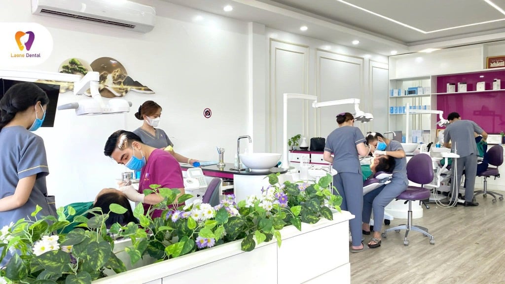 Modern Laone Dental Clinic interior with state-of-the-art equipment